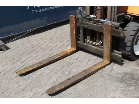 Dieselstapler - Samsung SF30D (12)