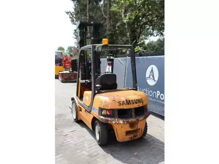 Dieselstapler - Samsung SF30D (4)