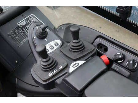 Eléctrica de 4 ruedas 2015  Still RX60-35 (18)