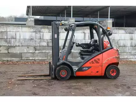 Carretilla elevadora GLP 2018  Linde H25T-02 (1)