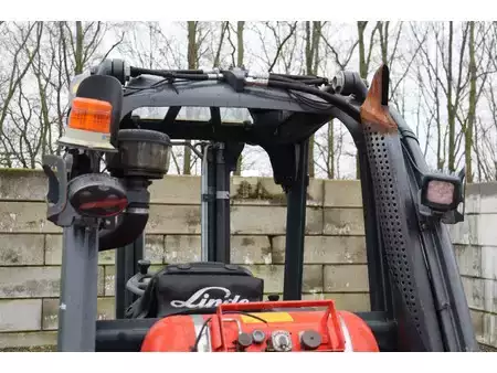 Carretilla elevadora GLP 2018  Linde H25T-02 (18)