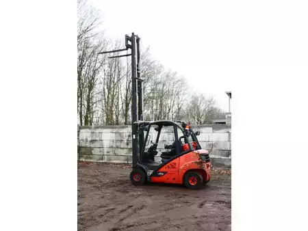 Carretilla elevadora GLP 2018  Linde H25T-02 (34)