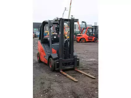 Carretilla elevadora GLP 2018  Linde H25T-02 (7)