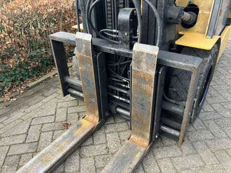 Carrelli elettrici 4 ruote 2009  CAT Lift Trucks EP30K (8)