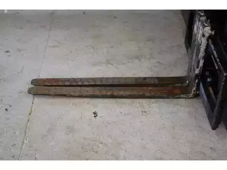 Gas gaffeltruck 2020  Yale GLP18VXV2175 (12)