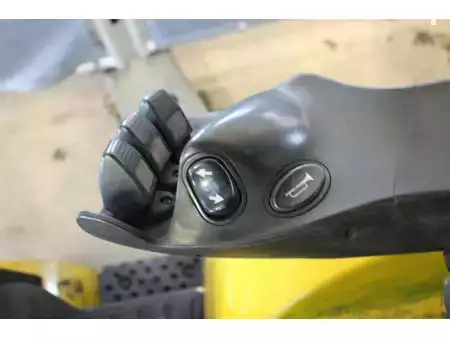 Gas gaffeltruck 2020  Yale GLP18VXV2175 (26)