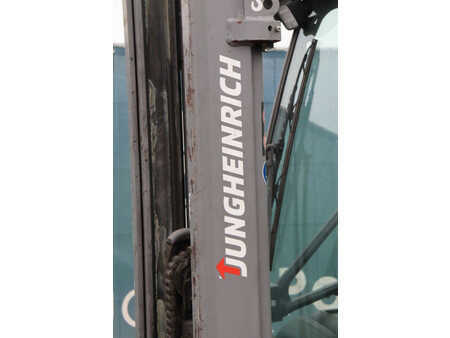 Carrelli elettrici 4 ruote 2018  Jungheinrich EFG 316 (12)