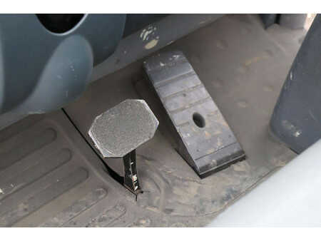 Carrelli elettrici 4 ruote 2018  Jungheinrich EFG 316 (22)