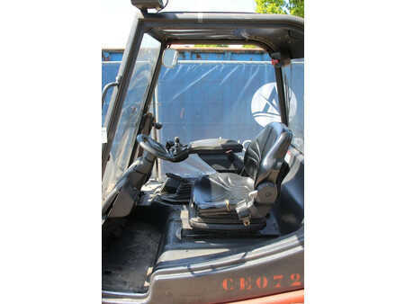 4-wiel elektrische heftrucks 2006  Linde E25/02 (19)