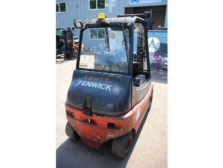4-wiel elektrische heftrucks 2006  Linde E25/02 (5)