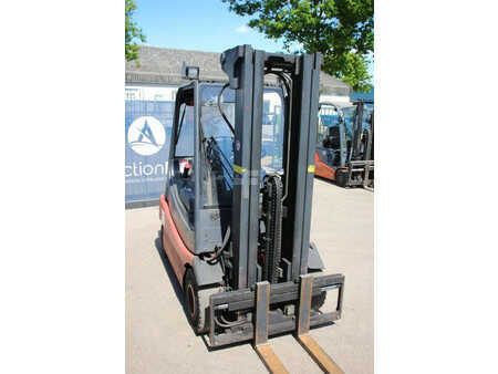 4-wiel elektrische heftrucks 2006  Linde E25/02 (6)