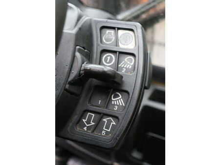 Carretilla elevadora GLP 2010  Hyster H8.0FT (31)