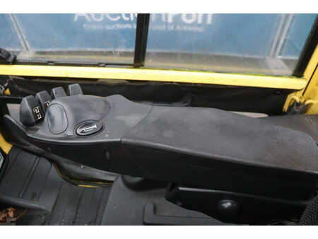 Carretilla elevadora GLP 2010  Hyster H8.0FT (36)