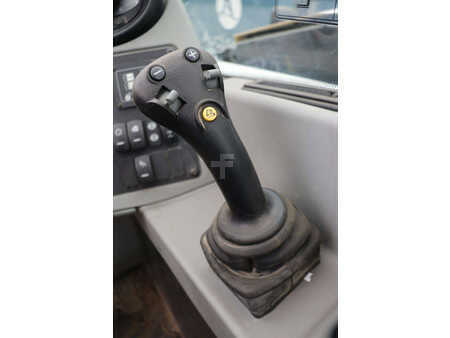 Chariots téléscopiques fixes 2015  Bobcat TL470 (33)