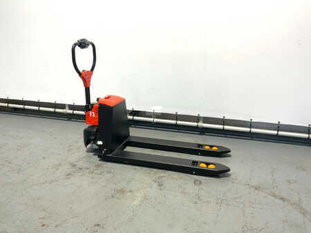 Electric Pallet Trucks 2024  EP Equipment F3 (4)