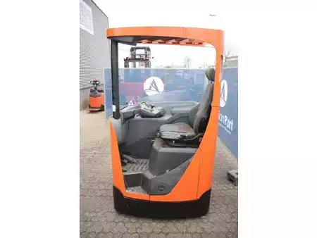 Retraky 2017  Toyota RRE180 (4)