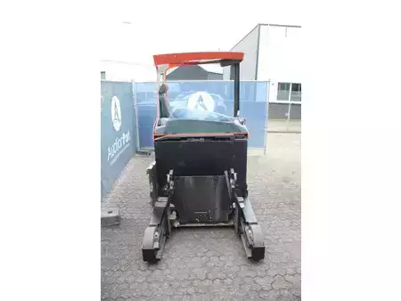 Retraky 2017  Toyota RRE180 (7)