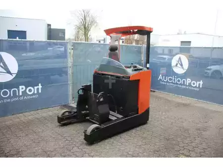 Retraky 2017  Toyota RRE180 (8)