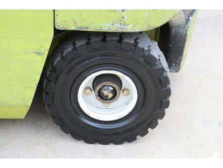 Sähkö - 4 pyör 2001  Clark CEM 30S (14)