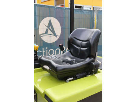 Sähkö - 4 pyör 2001  Clark CEM 30S (20)