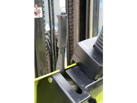 Sähkö - 4 pyör 2001  Clark CEM 30S (23)