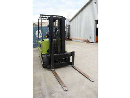 Sähkö - 4 pyör 2001  Clark CEM 30S (7)