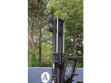 Diesel heftrucks - [div]  (33)