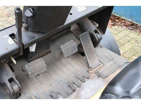 Dieseltrukki 1998  Daewoo D25-3 (18)