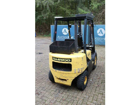 Dieseltrukki 1998  Daewoo D25-3 (5)