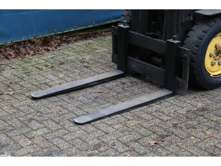 Dieseltrukki 1998  Daewoo D25-3 (9)