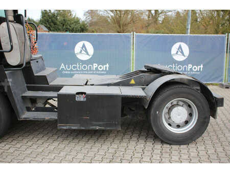 Terminaltraktor 2006  Terberg YT182 (13)