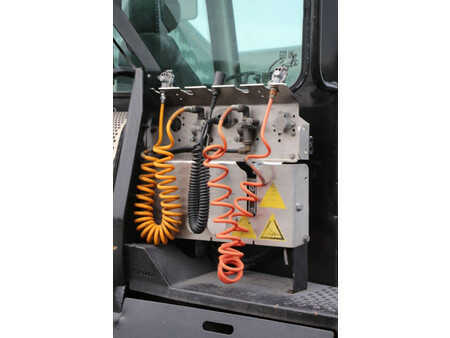 Terminaltraktor 2006  Terberg YT182 (20)