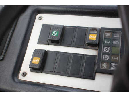 Terminaltraktor 2006  Terberg YT182 (26)