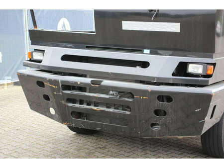 Terminaltraktor 2006  Terberg YT182 (9)