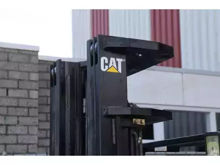 Elektro čtyřkolový VZV 2004  CAT Lift Trucks EP15KRT (12)