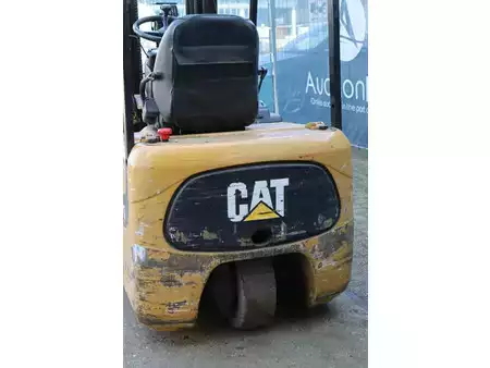 Elektro čtyřkolový VZV 2004  CAT Lift Trucks EP15KRT (17)