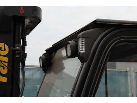 Chariots électriques à 4 roues 2016  Yale ERP20VF (12)