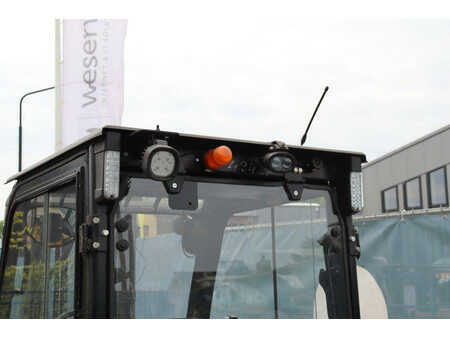 Chariots électriques à 4 roues 2016  Yale ERP20VF (16)