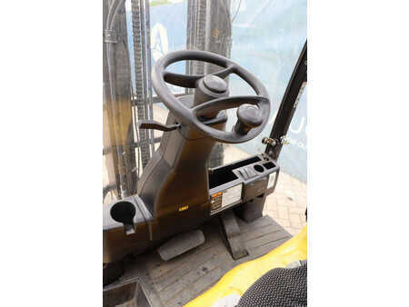 Chariots électriques à 4 roues 2016  Yale ERP20VF (19)