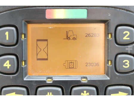 Chariots électriques à 4 roues 2016  Yale ERP20VF (25)