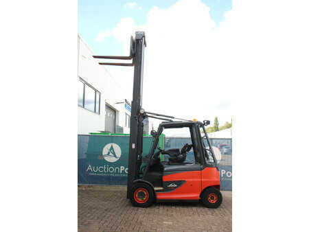 Elektromos 4 kerekű 2016  Linde E40H-01/600 (32)