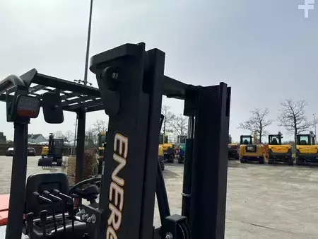 Wózki widłowe diesel 2025  Energy CPC30 (15)