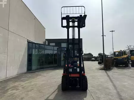 Wózki widłowe diesel 2025  Energy CPC30 (37)
