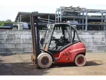 Diesel heftrucks 2010  Fenwick H45D-01 (1)