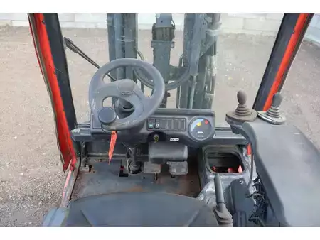 El truck - 4 hjulet 2000  Linde E30-02 (19)