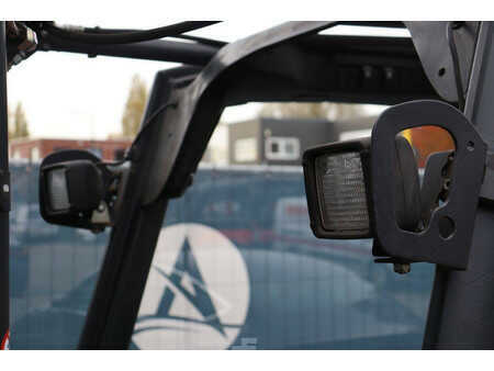 Elektryczne 4-kołowe 2014  Linde E16PH-02 (14)