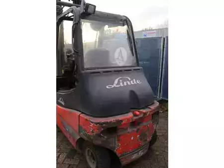 El truck - 4 hjulet 2008  Linde E30/02 (17)