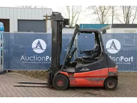 El truck - 4 hjulet 2008  Linde E30/02 (2)