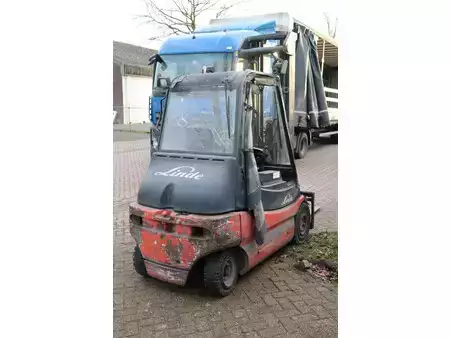 El truck - 4 hjulet 2008  Linde E30/02 (6)