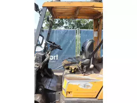 Dieselstapler 2000  TCM FHD36Z9 (21)